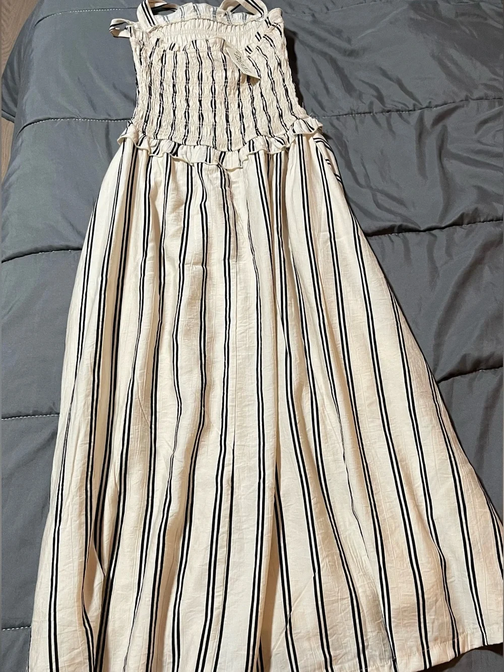 ✨ NWT Smocked Midi Dress Flowy Halter | Sleeveless - Picture 11 of 12